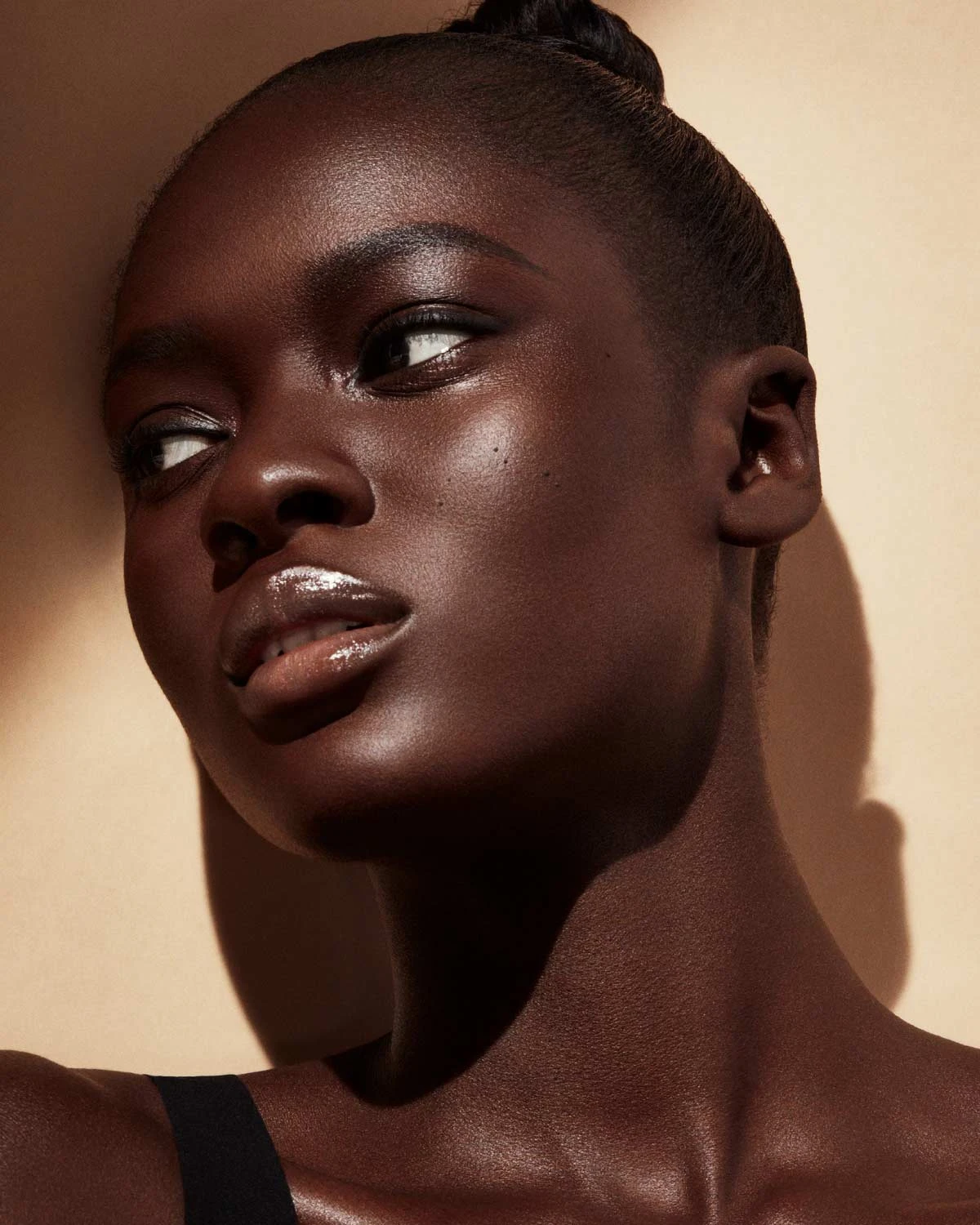 Cheeks Out Freestyle Cream Bronzer — Toffee Tease 4 Cheeks Out Freestyle Cream Bronzer — Toffee Tease - Image 4