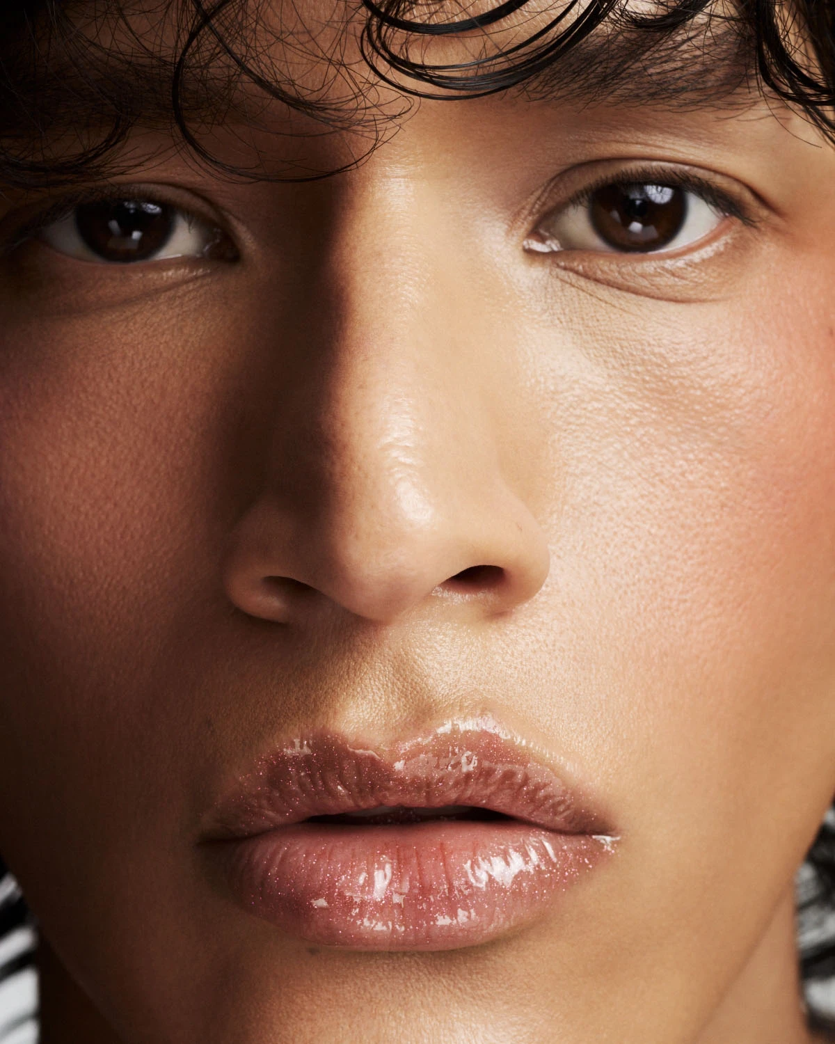 Gloss Bomb Universal Lip Luminizer — Champ Stamp Fantasy 4 Gloss Bomb Universal Lip Luminizer — Champ Stamp Fantasy - Image 4