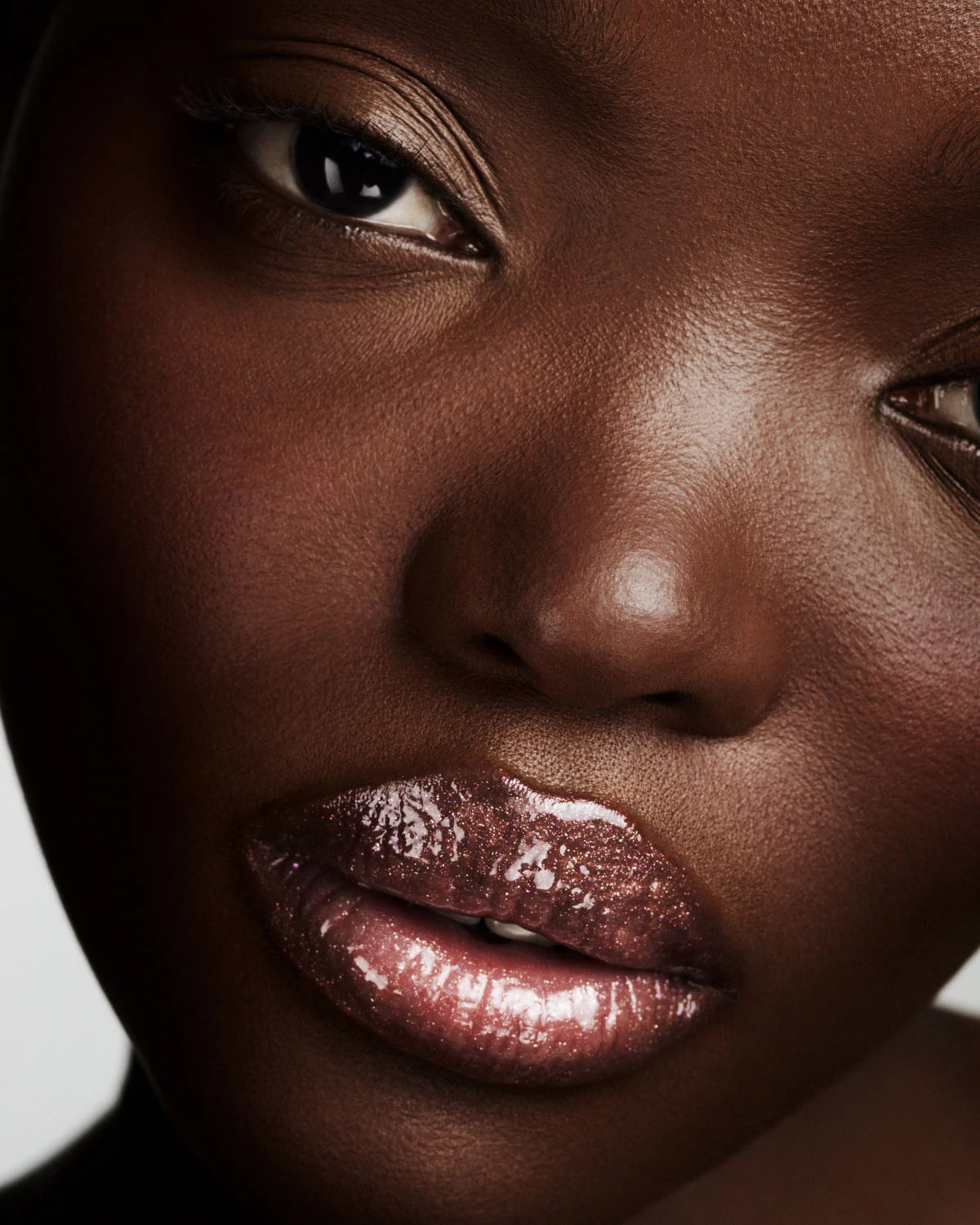 Gloss Bomb Universal Lip Luminizer — Hot Chocolit Fantasy 4 Gloss Bomb Universal Lip Luminizer — Hot Chocolit Fantasy - Image 4