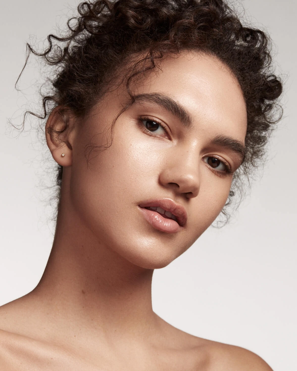 Mini Eaze Drop'Lit All-Over Glow Enhancer — Taffy Topaz 5 Mini Eaze Drop'Lit All-Over Glow Enhancer — Taffy Topaz - Image 5