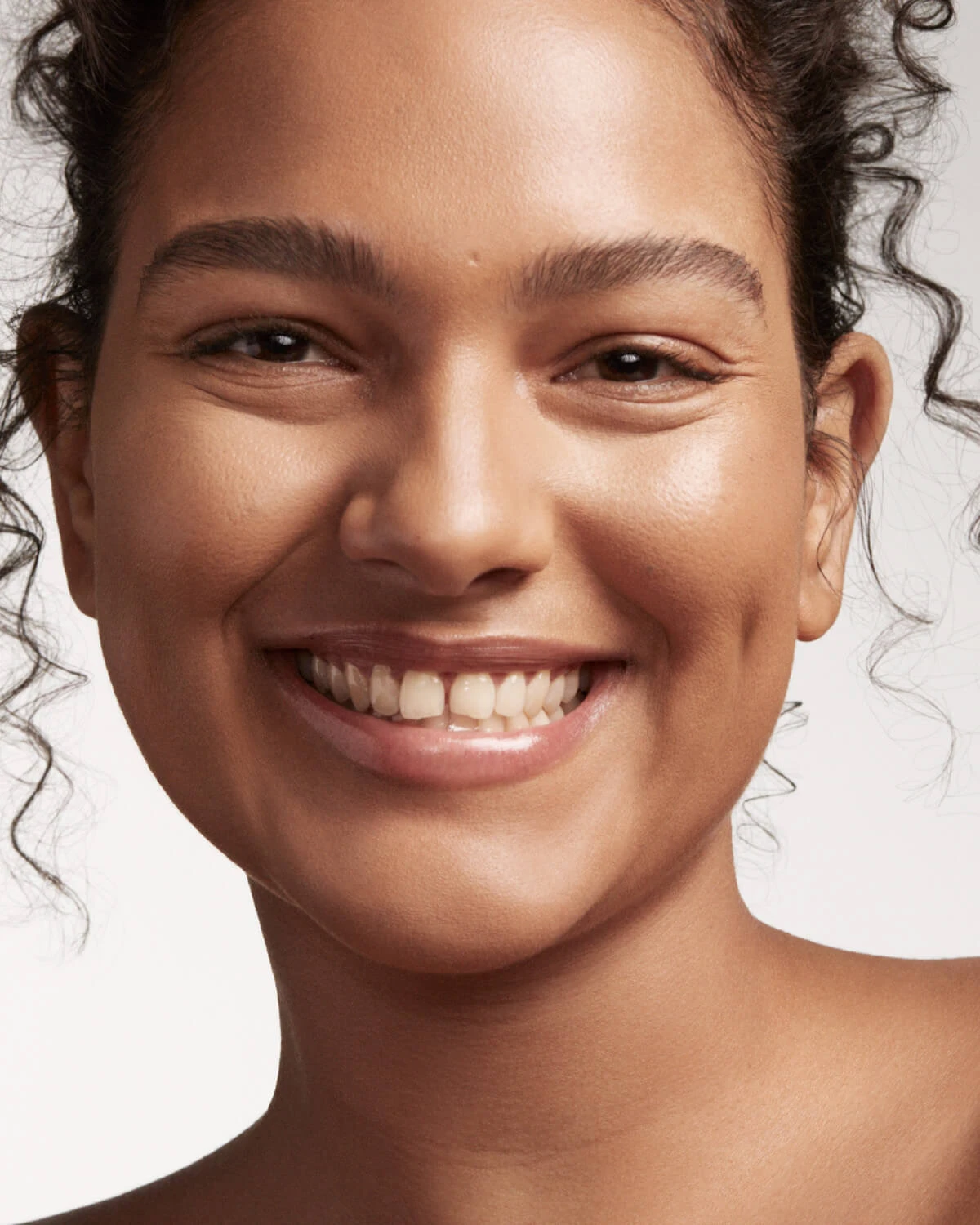 Pro Filt'r Soft Matte Longwear Foundation — #335 3 Pro Filt'r Soft Matte Longwear Foundation — #335 - Image 3