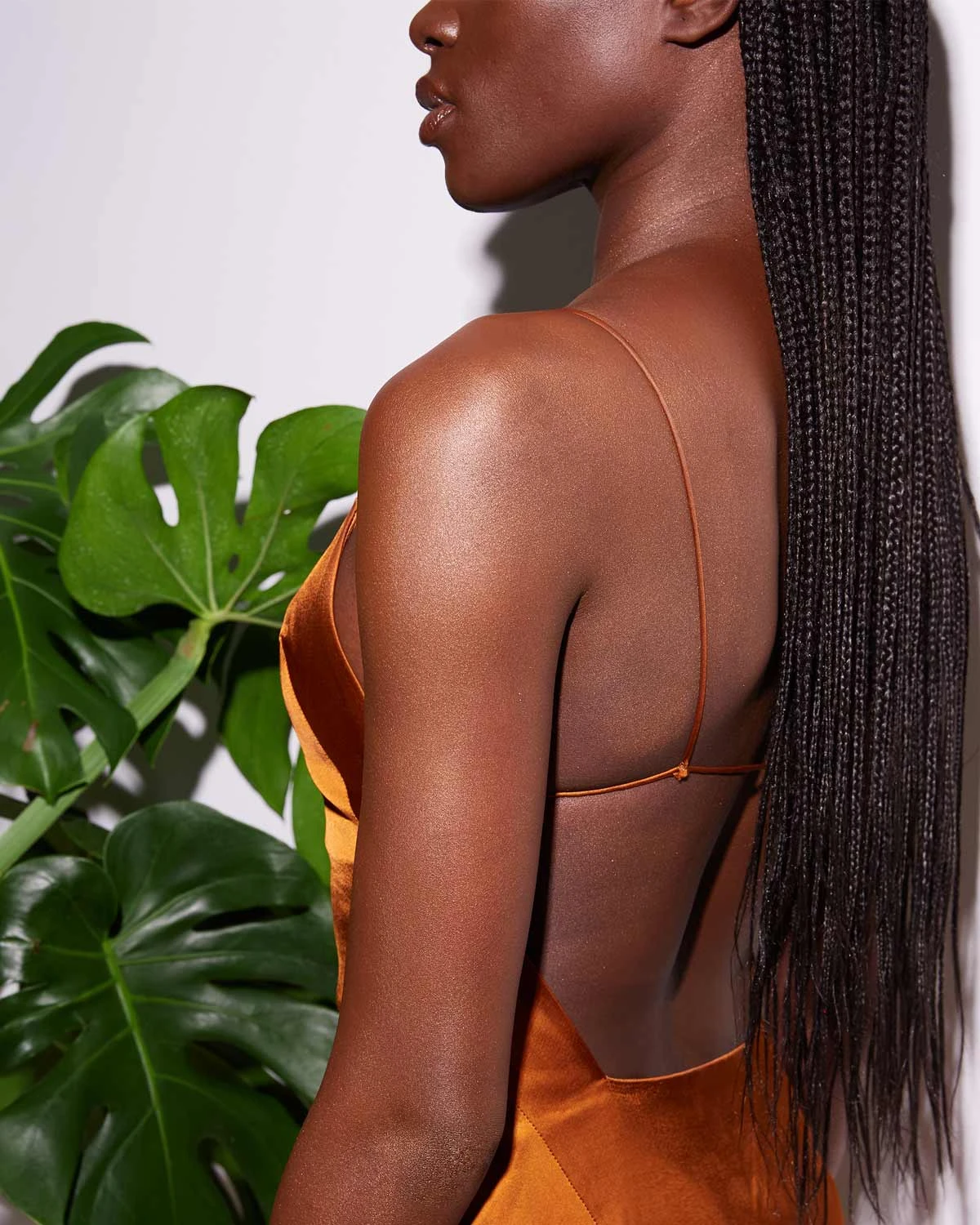 Body Sauce Body Luminizing Tint — Sinamon Sizzle 4 Body Sauce Body Luminizing Tint — Sinamon Sizzle - Image 4